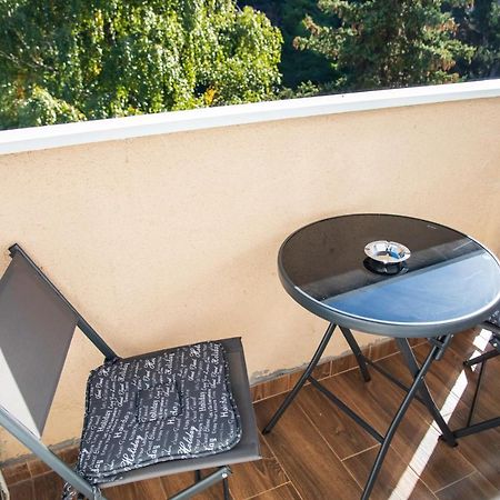 Apartamento Nikolas Belgrado Exterior foto
