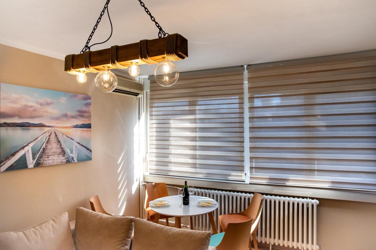 Apartamento Nikolas Belgrado Exterior foto